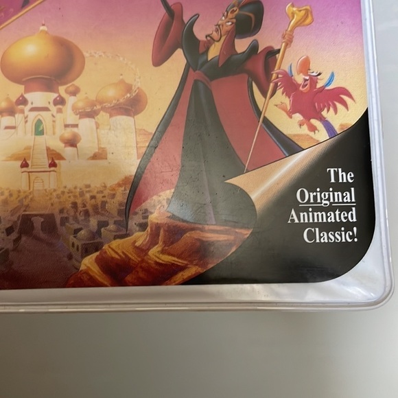 Disney Classic Aladdin VHS Tape Vintage Collectable. - Picture 13 of 16
